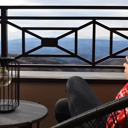 Apartment Eagle View Milmari N81